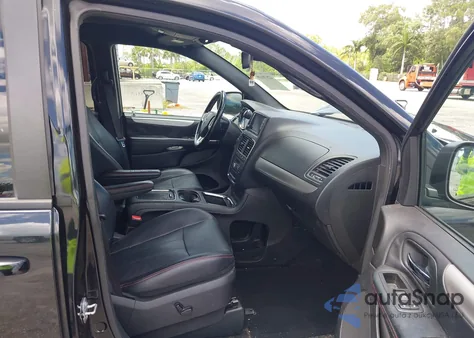 2019 Dodge Grand Caravan Gt z USA, uszkodzony, nr VIN 2C4RDGEG2KR675982